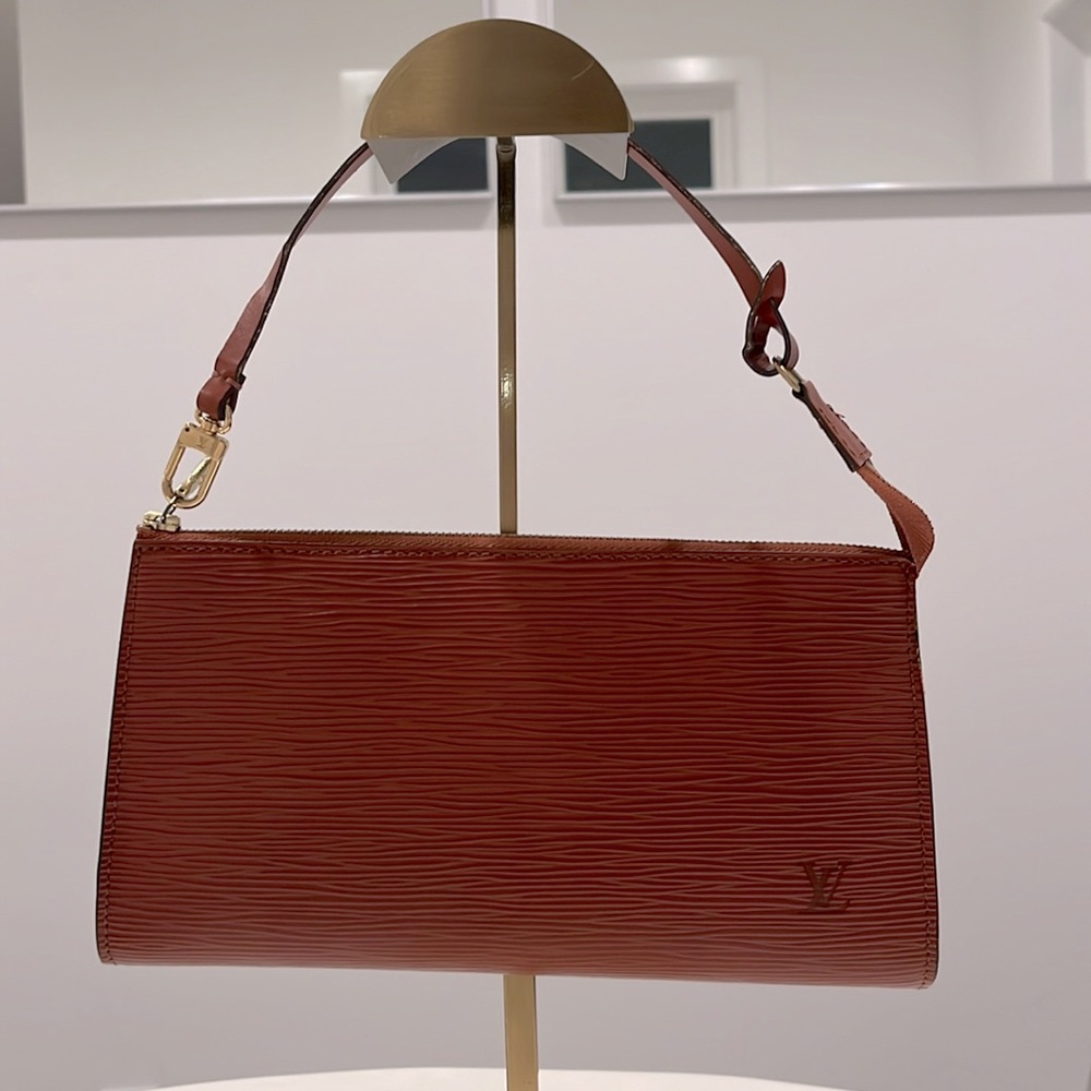 Louis Vuitton Epi Leather Clutch Pochette Bag in Rust Orange Brown - Picture 1 of 14
